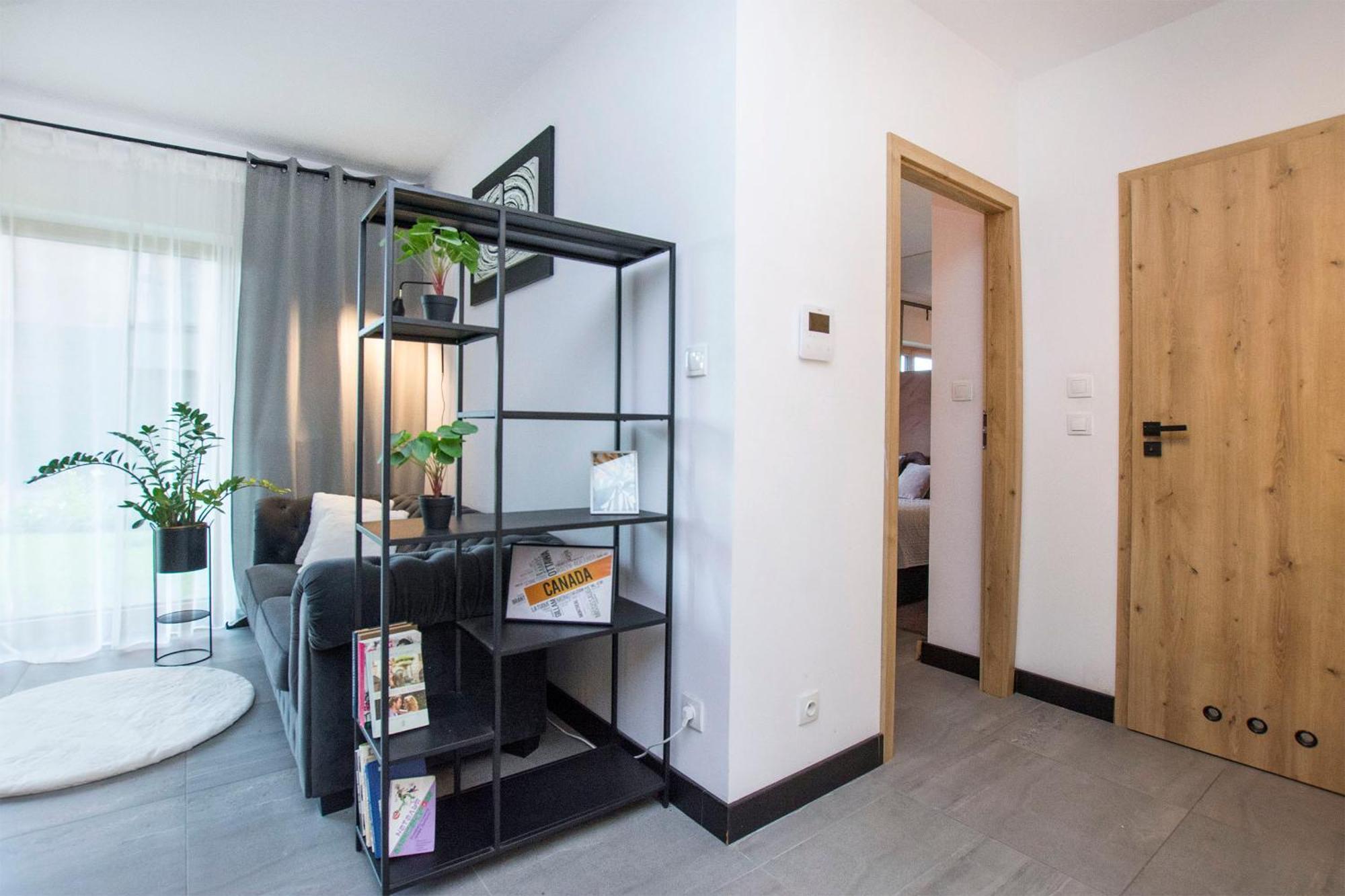 Urban Life Apartment *